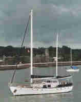 BoatPict2x2.jpg - 2935 Bytes